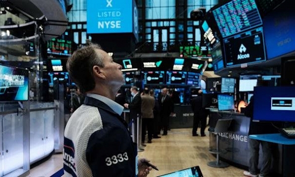 Chứng khoán Mỹ kết thúc tuần trong sắc đỏ