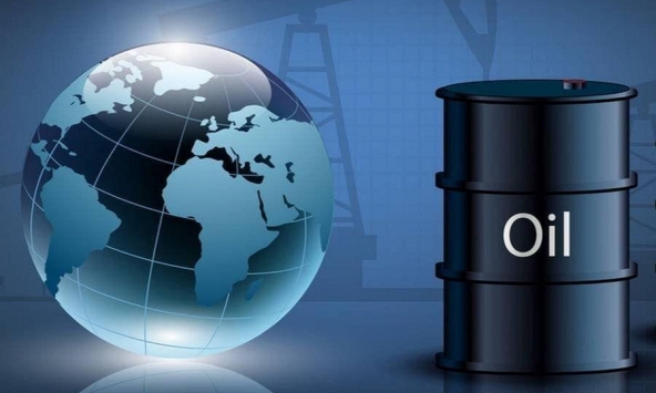Giá dầu giảm do biến thể Omicron lây lan mạnh