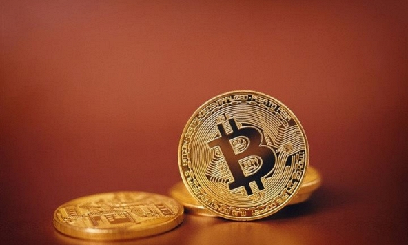 Bitcoin tăng nhẹ, thị trường tiền ảo khởi sắc
