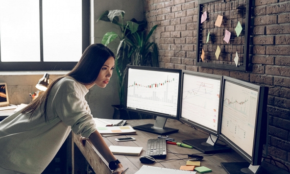 Giao dịch chứng khoán phiên sáng 21/12: Bộ đôi VHM - VIC kéo VN-Index vượt ngưỡng cản 1.480 điểm