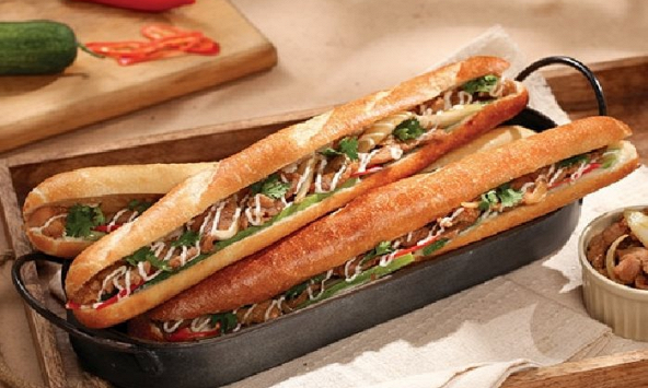 Món ngon mỗi ngày: Bánh mì que xốt thịt cay Mayo

