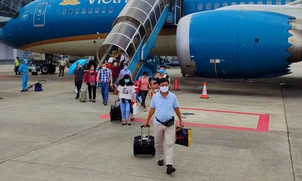 Hàng không, đường sắt tăng tần suất phục vụ Tết Nguyên đán