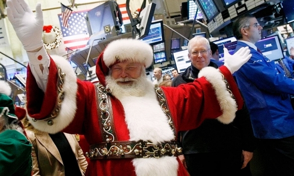 Thị trường chứng khoán Mỹ đóng cửa ở mức cao kỷ lục lần thứ 69 trong năm