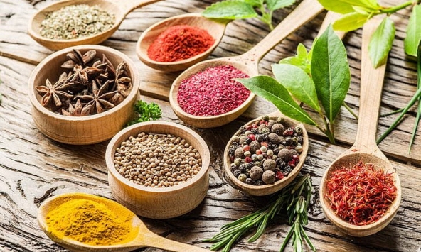 Giá tiêu bất ngờ tăng 1.500 đồng/kg