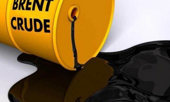 Giá dầu tiếp tục tăng, dầu Brent lên gần 80 USD/thùng