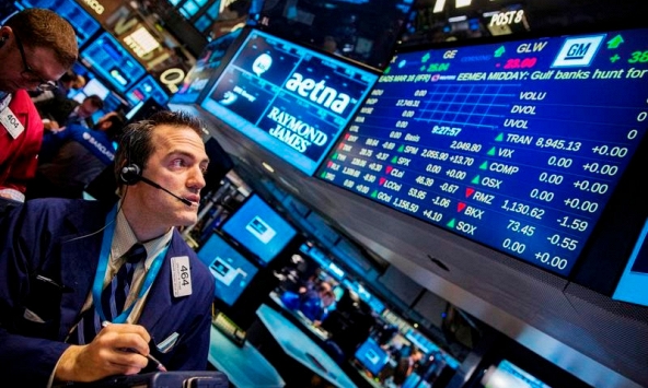 Thị trường chứng khoán Mỹ tiếp tục lập kỷ lục lần thứ 70 trong năm