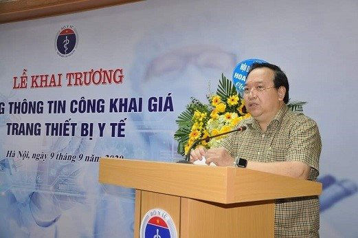 Khởi tố nguyên Vụ trưởng Vụ trang thiết bị Bộ Y tế và 2 Giám đốc CDC Nghệ An, Bình Dương trong vụ 'thổi giá' kit test Việt Á