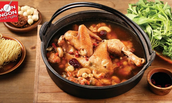 Món ngon mỗi ngày: Lẩu gà mắc khén


