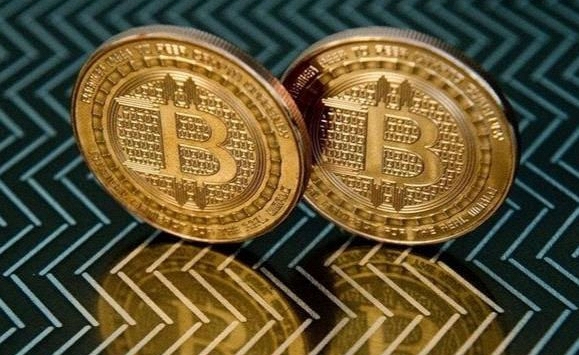 Bitcoin giao dịch quanh vùng 42.000 USD