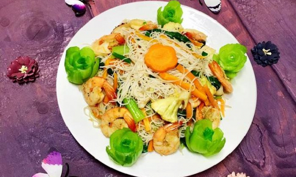 Món ngon mỗi ngày: Bún xào hải sản