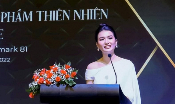 Á hậu Trương Diễm Trinh ra mắt thương hiệu mỹ phẩm thiên nhiên B.B NATURE