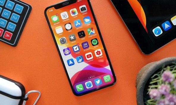 Apple bất ngờ phát hành iOS 15.2.1 và iPadOS 15.2.1 để sửa lỗi