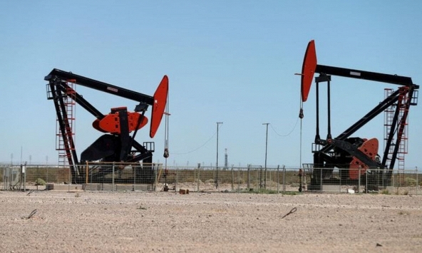 Giá dầu mỏ có thể vượt mốc 100 USD một thùng trong năm 2022