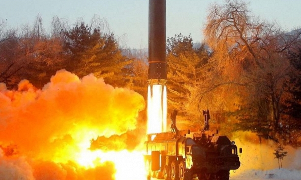 Triều Tiên đáp trả lệnh trừng phạt của Mỹ bằng vụ thử tên lửa lần thứ ba trong tháng này