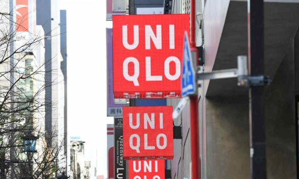 Uniqlo treo mức lương 8,8 triệu USD để lôi kéo nhân tài trong cuộc thách đấu Big Tech