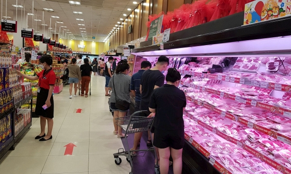 Thị trường thực phẩm tăng nhẹ trong ngày cuối năm