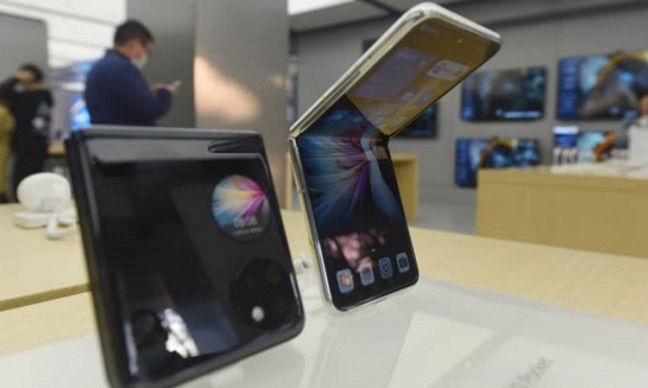 Huawei ra mắt điện thoại thông minh cao cấp ở nước ngoài bất chấp lệnh trừng phạt của Mỹ