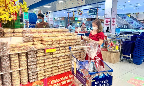 Tiêu thụ hàng hóa tăng mạnh trong những ngày giáp Tết