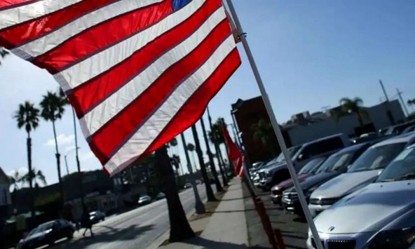 GDP Mỹ tăng 6,9% trong quý 4/2021 dù Omicron lây lan chóng mặt