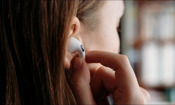 Ngoài Face ID và Touch ID, người dùng trong tương lai có thể mở khóa iPhone bằng Ear ID