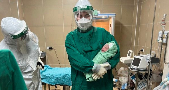 Ngày Tết đầu tiên năm Nhâm Dần: Thêm 11.023 ca COVID-19