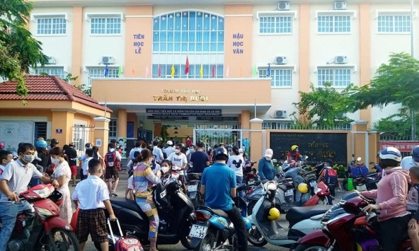 Hơn 1 triệu học sinh từ mầm non đến lớp 6 ở TP.HCM trở lại trường