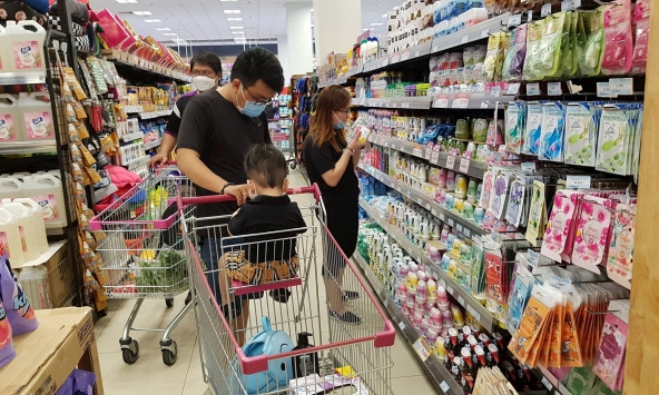 Sức mua chậm, siêu thị tung nhiều khuyến mãi