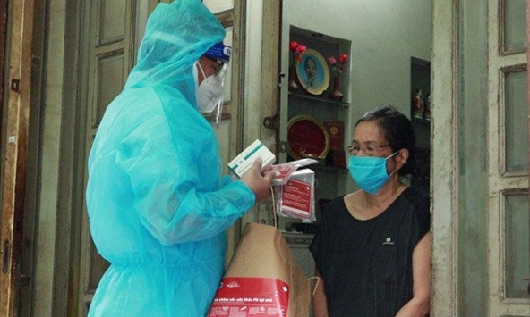 Thủ tướng giao Bộ Y tế đánh giá, từng bước xem COVID-19 như bệnh đặc hữu