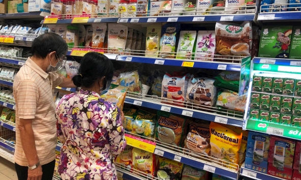 Giá gạo tăng mạnh theo giá xăng dầu