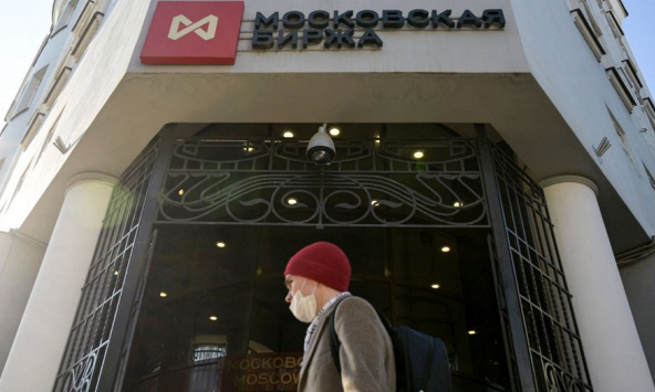 Thị trường chứng khoán Nga tiếp tục đóng cửa ngày thứ 5 liên tiếp
