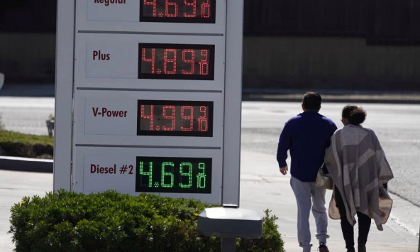 Đòn trừng phạt của phương Tây với Nga có thể khiến nền kinh tế toàn cầu 'tổn hại' ra sao?