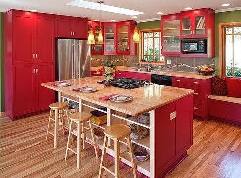 Cách chọn màu sắc hợp phong thủy theo hướng bếp để thu hút tài lộc