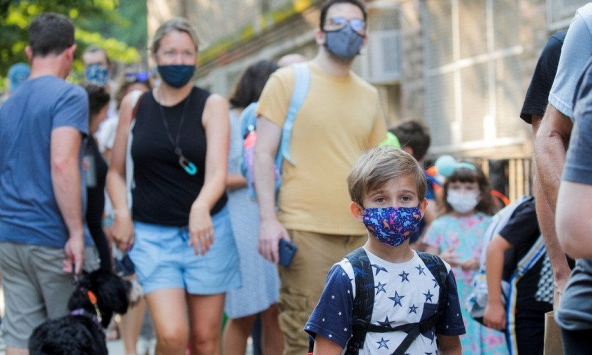 Chuyên gia y tế Mỹ nhận định khó xóa sổ dịch COVID-19