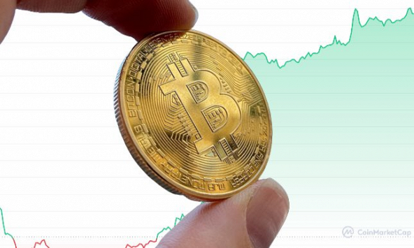 Bitcoin vượt mốc 42.000 USD sau tuyên bố của Bộ Tài chính Mỹ về tiền điện tử