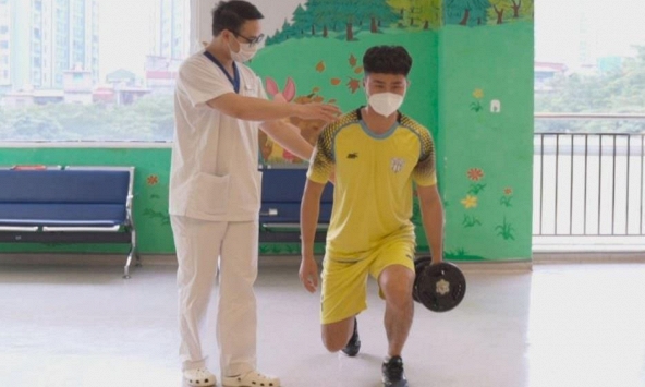 Vinmec hỗ trợ điều trị cho các cầu thủ bóng đá quốc gia Việt Nam