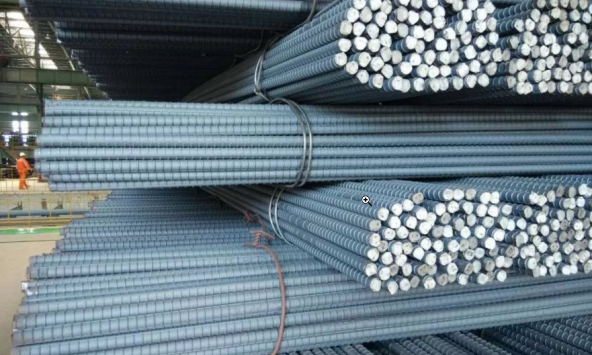 Giá thép tiếp tục tăng mạnh