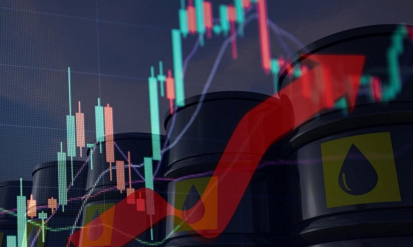 Giá xăng dầu hôm nay 24/3: Dầu Brent tăng vọt lên 121 USD/thùng vì gián đoạn nguồn cung