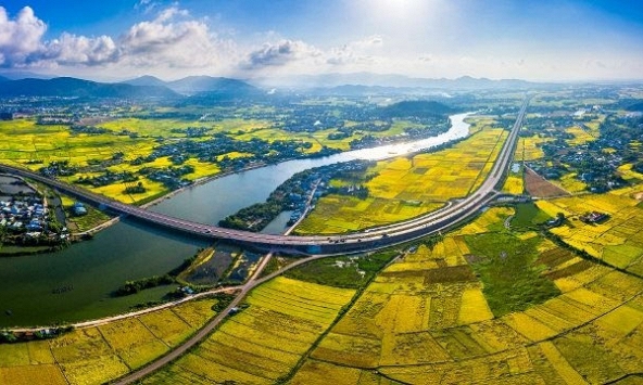 Nhà đầu tư đổ về Quy Nhơn săn đất nền ven biển sở hữu lâu dài 