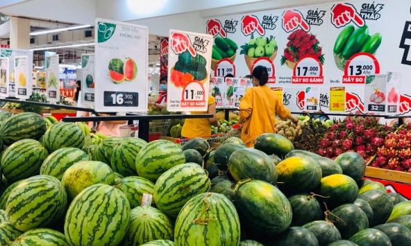 Thanh long dưa hấu còn 5.000 - 6.000 đồng/kg vì thị trường Trung Quốc bấp bênh