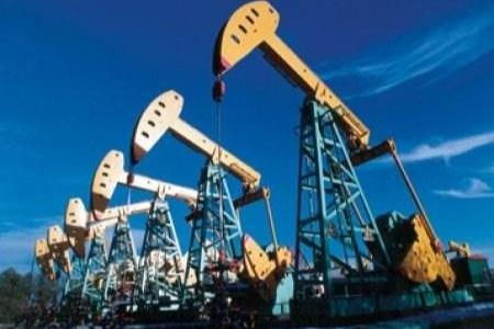 Giá xăng dầu hôm nay 26/3: Dầu tiếp tục giảm