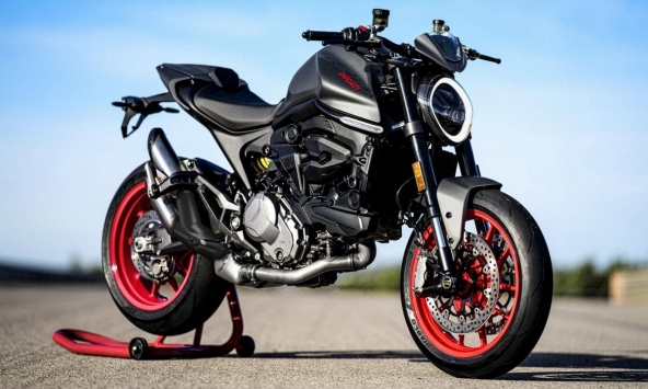 Bảng giá xe mô tô Ducati tháng 4/2022
