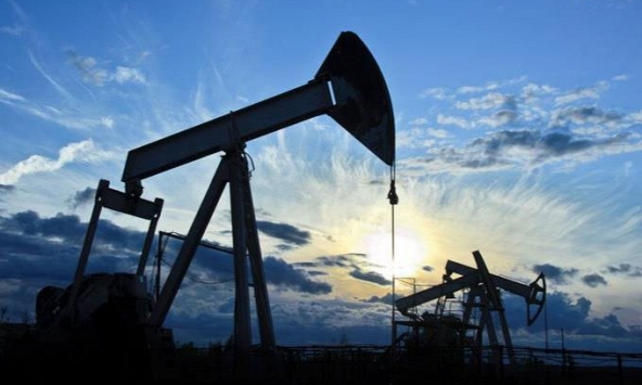 Giá xăng dầu hôm nay 1/4/2022: Dầu tiếp tục giảm