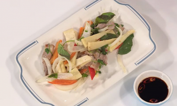 Món ngon mỗi ngày: Củ hũ dừa xào ba chỉ
