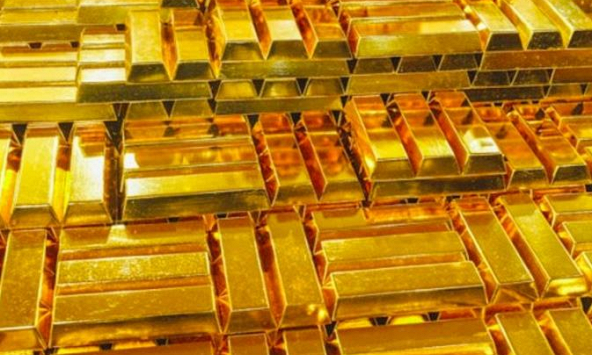 Giá vàng hôm nay 2/4: Trượt dốc 