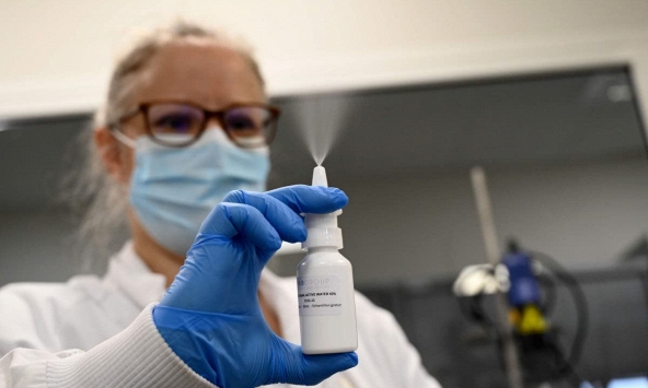 Nga đăng ký vaccine COVID-19 dạng xịt mũi đầu tiên trên thế giới