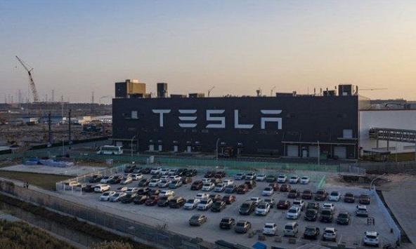 Tesla chưa thể khởi động lại hoạt động sản xuất tại Thượng Hải do COVID-19