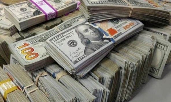 Giá USD hôm nay 7/4: Tiếp tục tăng mạnh 