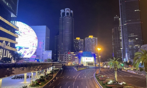 Lo phong tỏa kéo dài, người dân Thượng Hải đổ xô mua tủ lạnh, tủ đông cỡ lớn để dự trữ thực phẩm