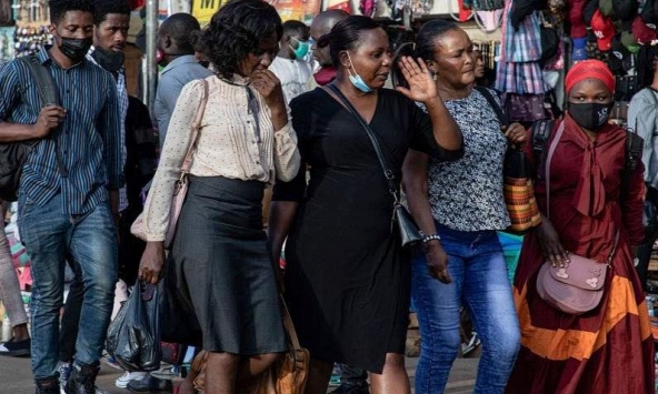 WHO cảnh báo không nên mất cảnh giác trước đại dịch COVID-19