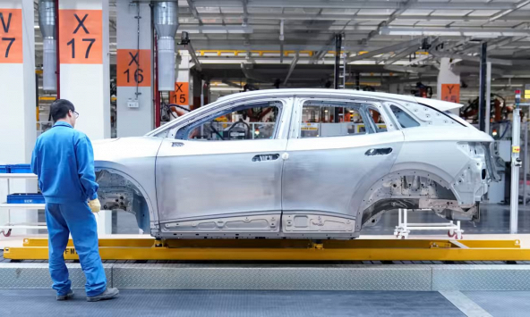 Trung Quốc giúp các lĩnh vực ô tô và chip ở Thượng Hải phục hồi sau khi bị phong tỏa